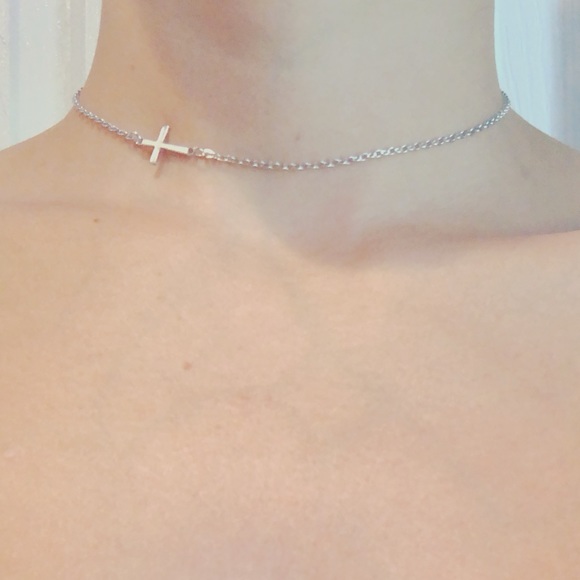 Dainty Stainless Steel Cross Choker - Picture 4 of 4